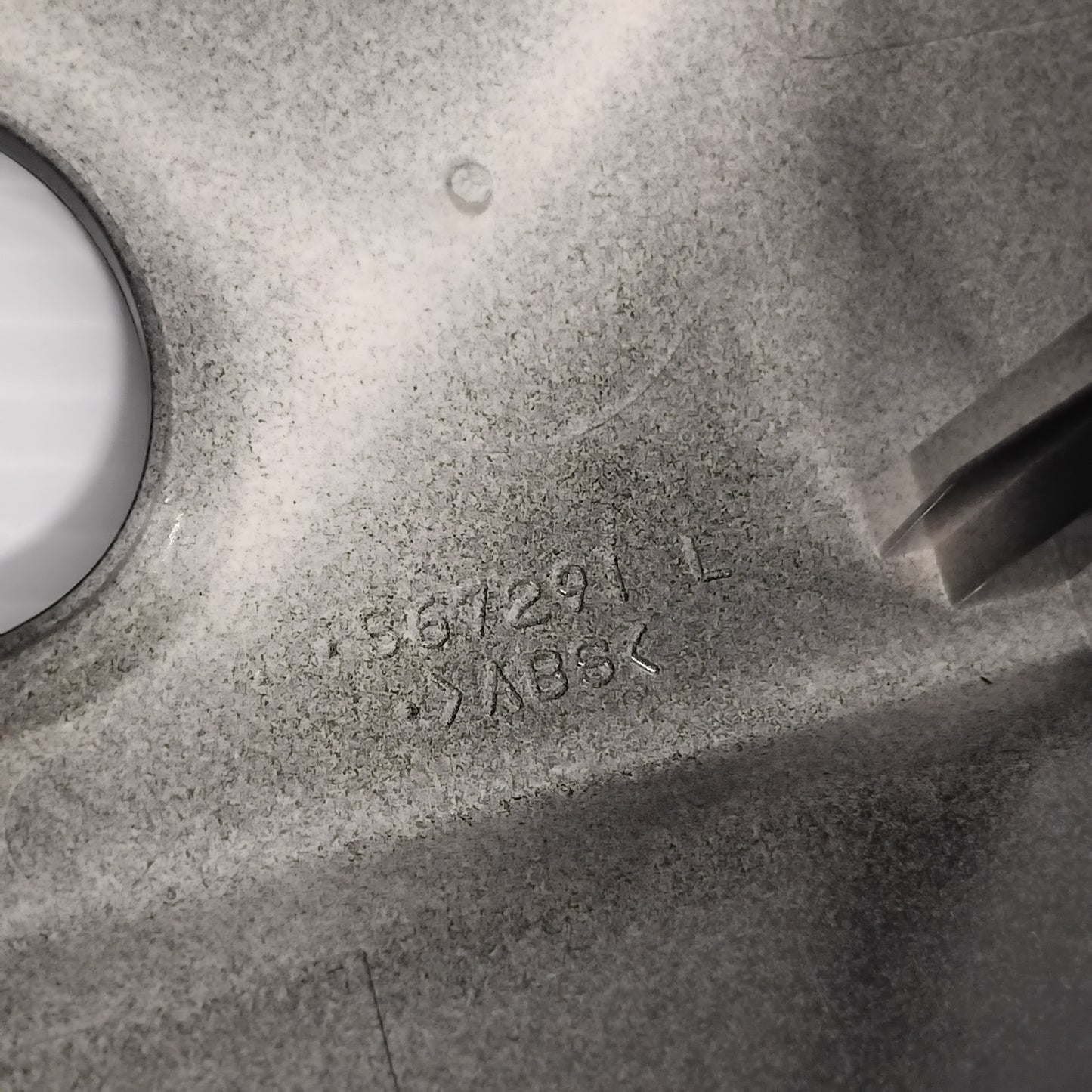 Genuine Suzuki Cover,Mirror Visor | 8472A-73K00-ZJ3