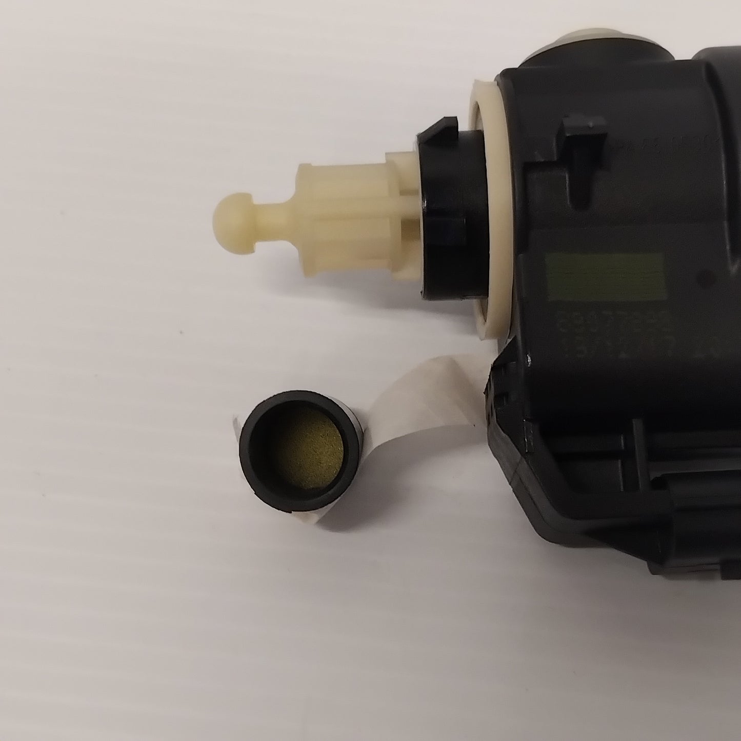 Genuine Mazda Leveling Unit-R | K0Y15121X