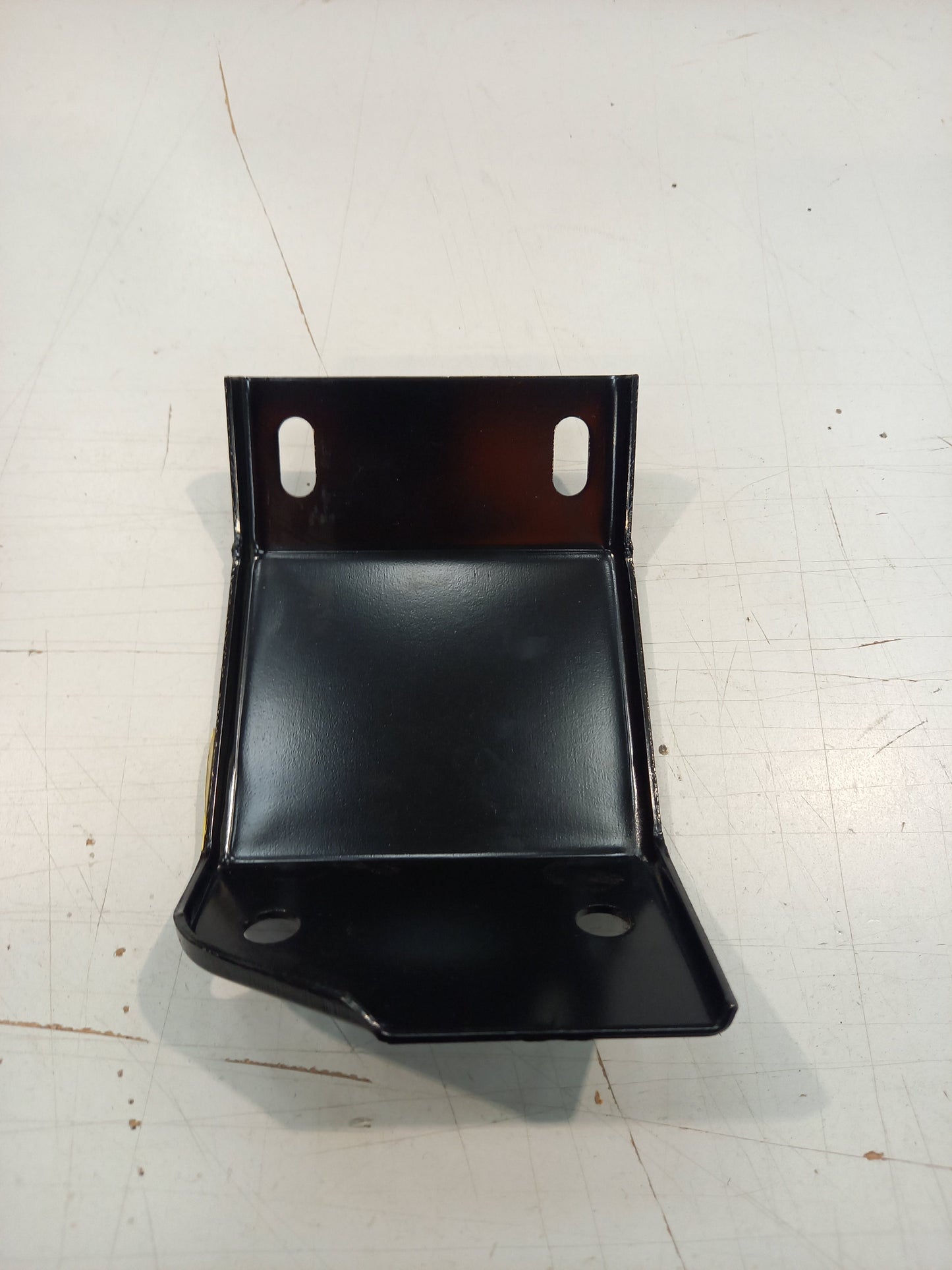 Genuine Nissan Bracket | 85045F3902