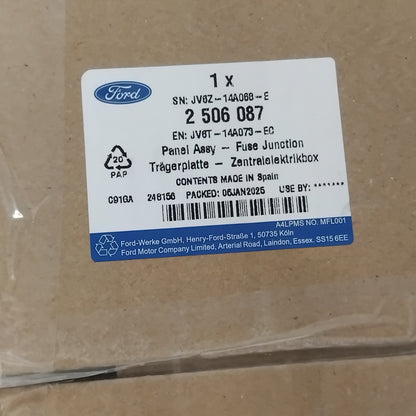 Genuine Fuse Box - Ford Focus / Kuga / Transit | 2506087