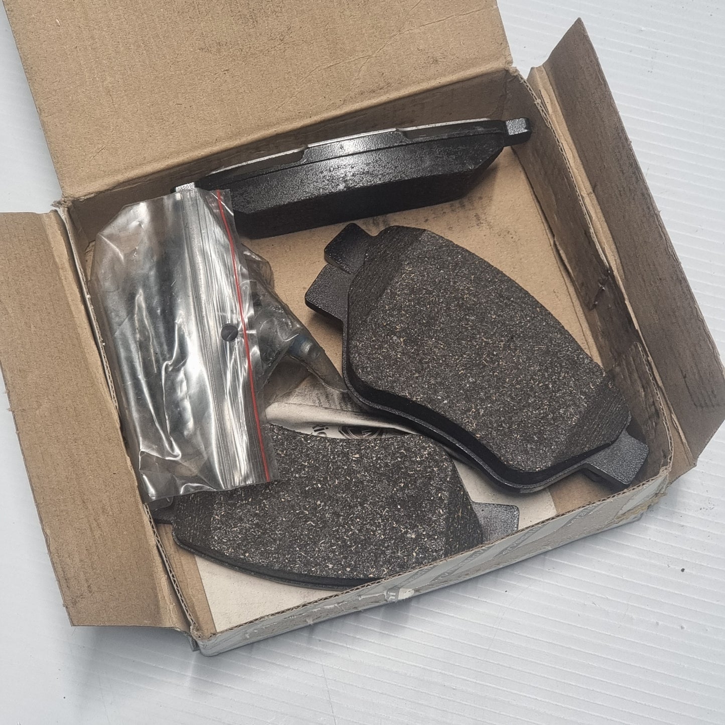 Genuine Fiat Brake Pad-Set | 77364517