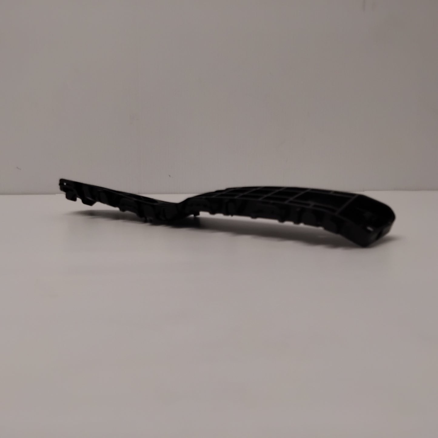 Genuine Rear Right Bumper Side Holder - Suzuki Splash | 71822-51K00-000