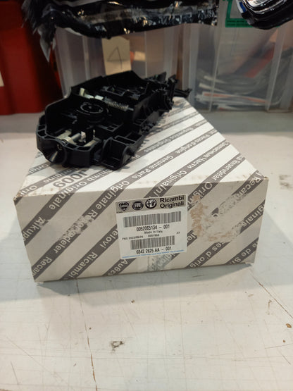 Genuine Fiat Bracket | 52065134