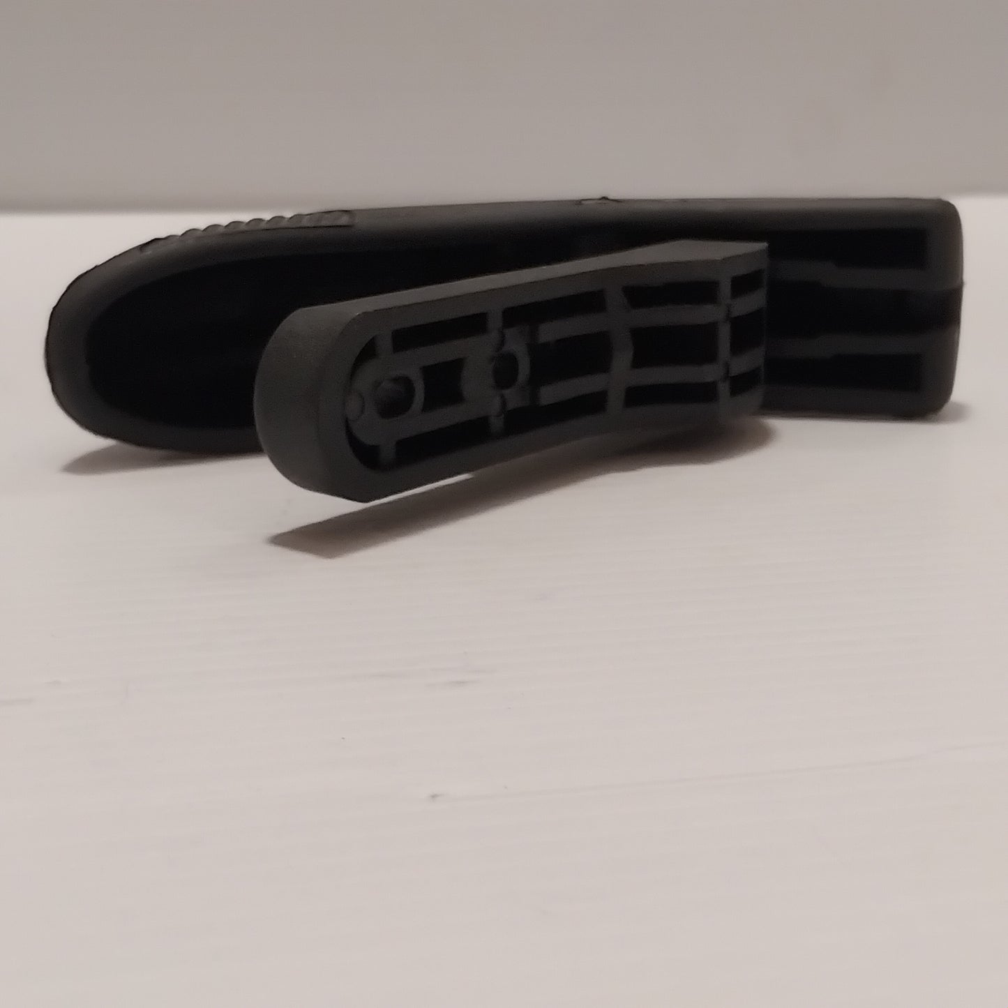 Genuine Ford Fastener Assy - Toggle | 1149510