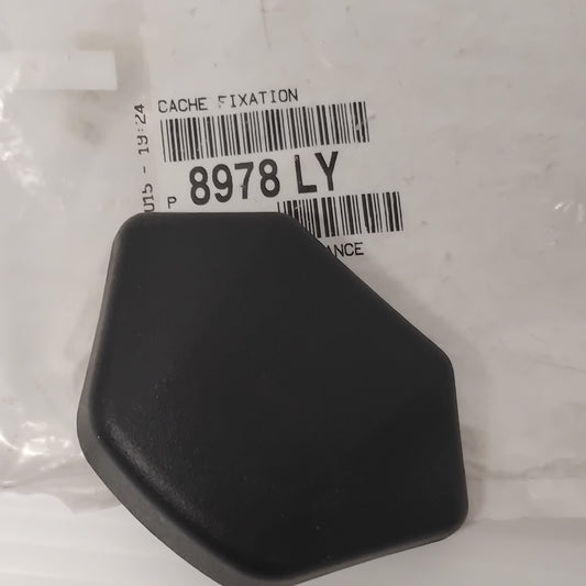 Genuine Front Seatbelt Upper Cover - Peugeot | 8978LY