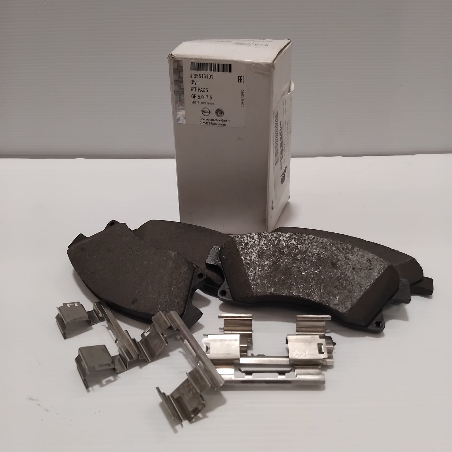 Genuine Vauxhall 4 Brake Pads/F | 95516191