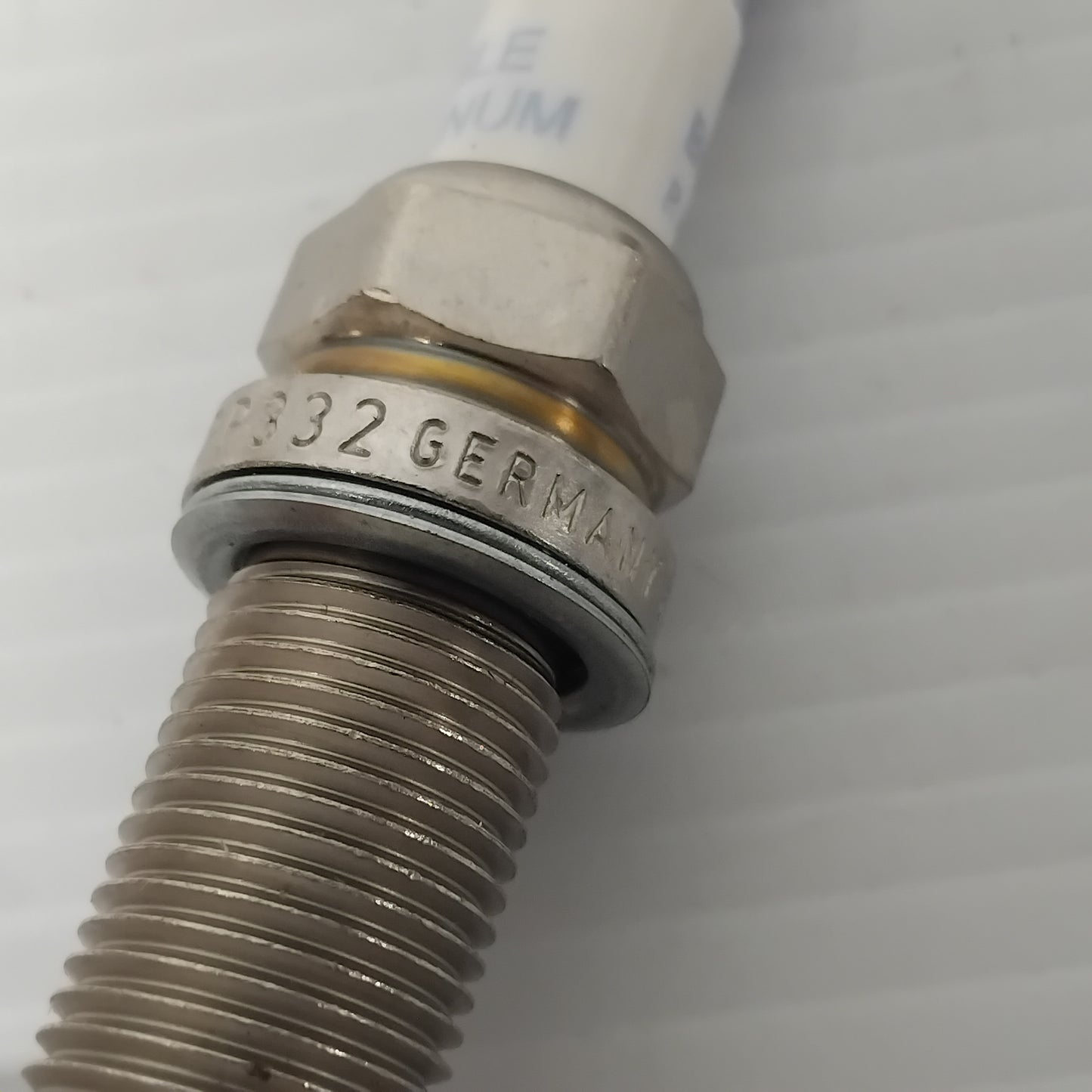 1x Genuine Spark Plug - Peugeot 407 / 607 / 807 3.0 | 5960G0