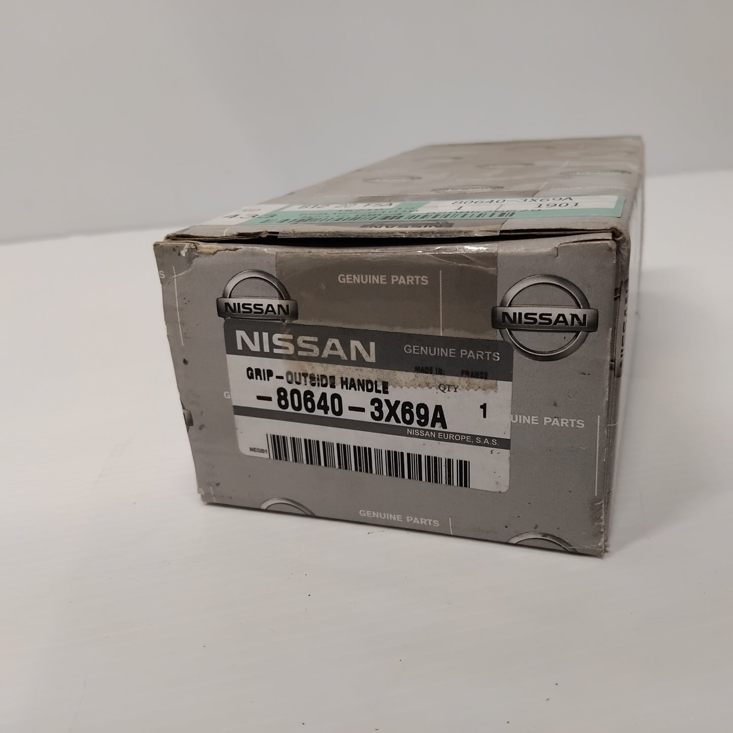 Genuine Front Door Exterior Handle - Nissan Pathfinder 2007-2009 | 806403X69A