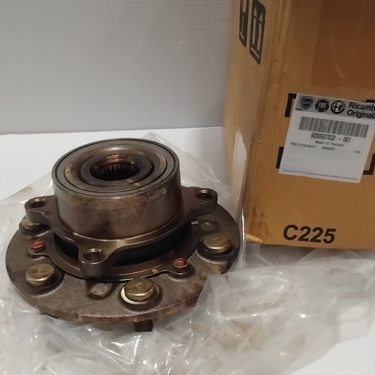 Genuine Fiat Hub | 6000607832