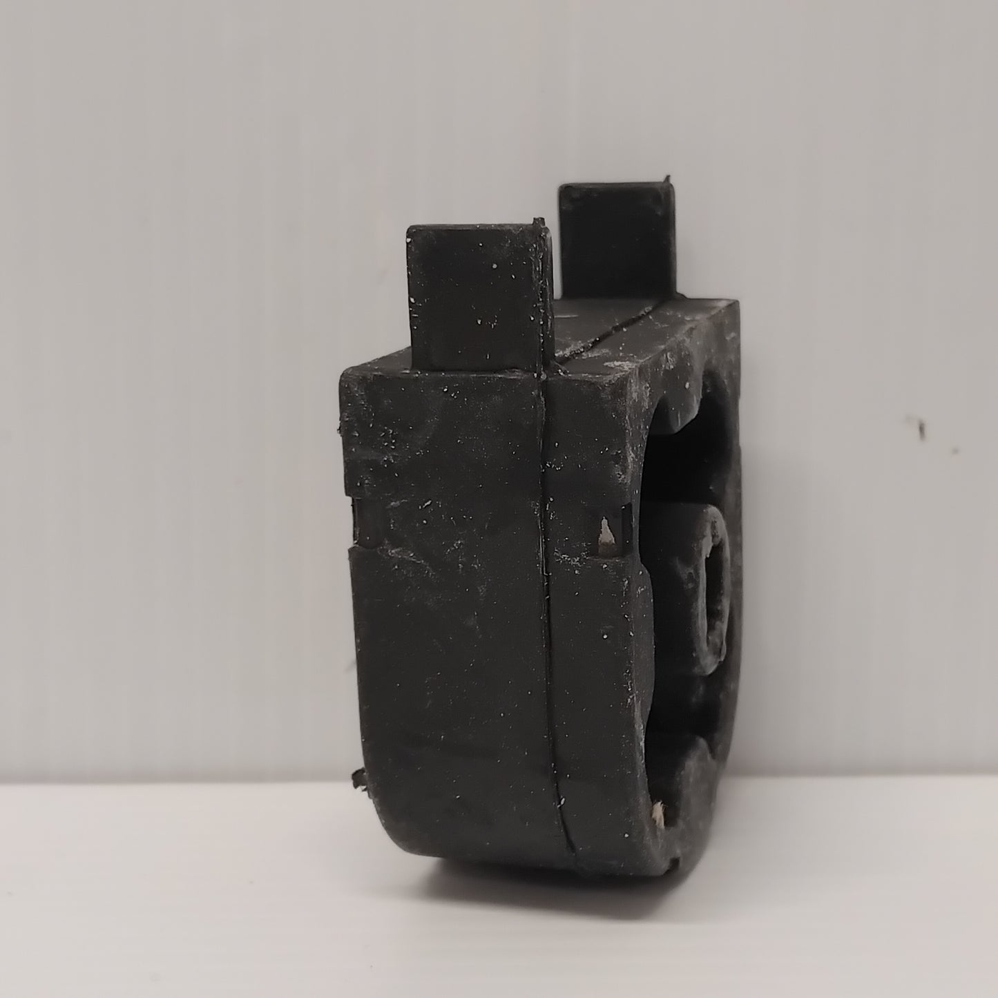 Genuine Silencer Rear Bracket Pad - Fiat 500X  | 51814167