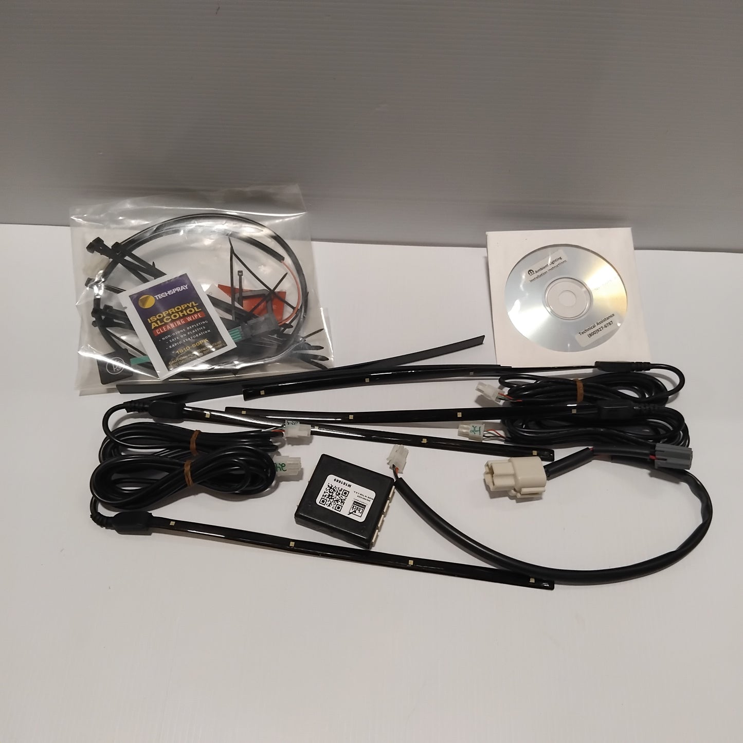 Genuine Jeep Ceiling Lamp | K82212347