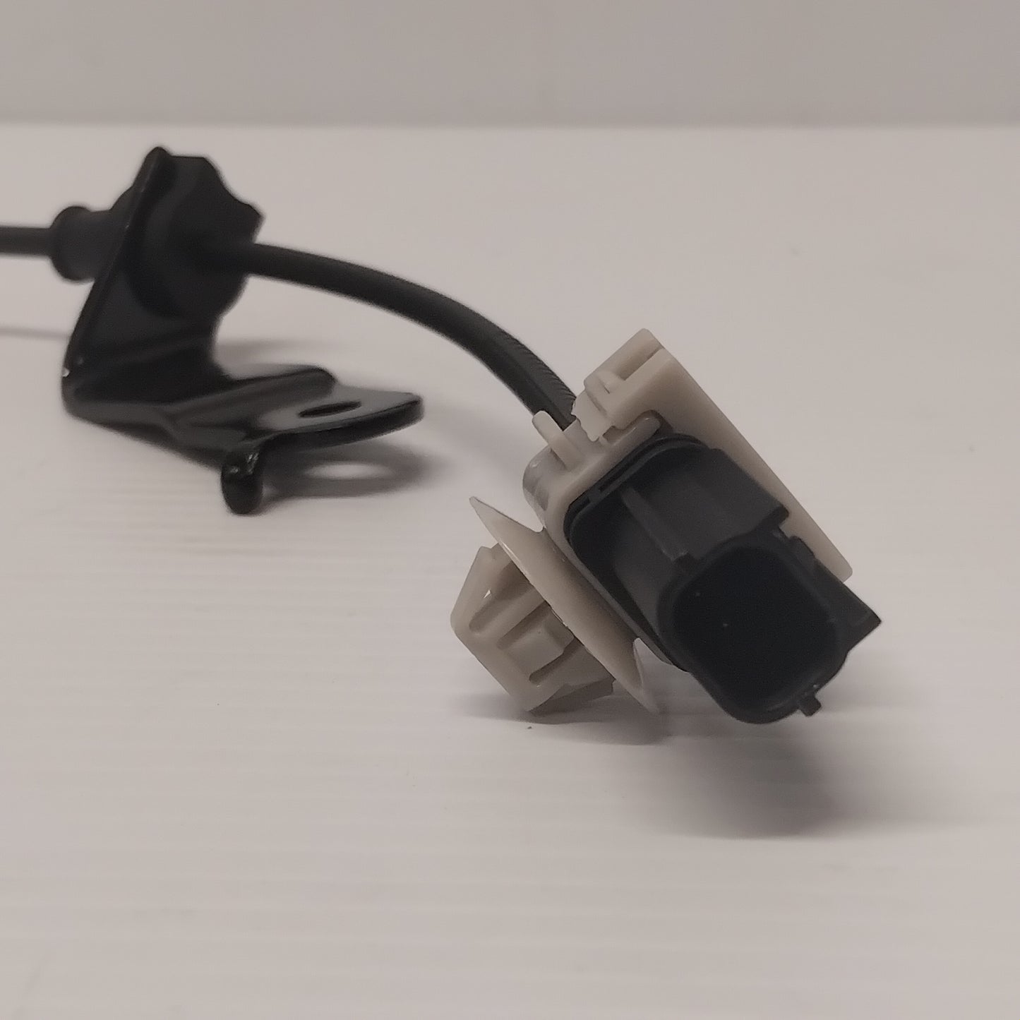 Genuine Honda Sensor Assy., L. Fr. | 57455TA0H01