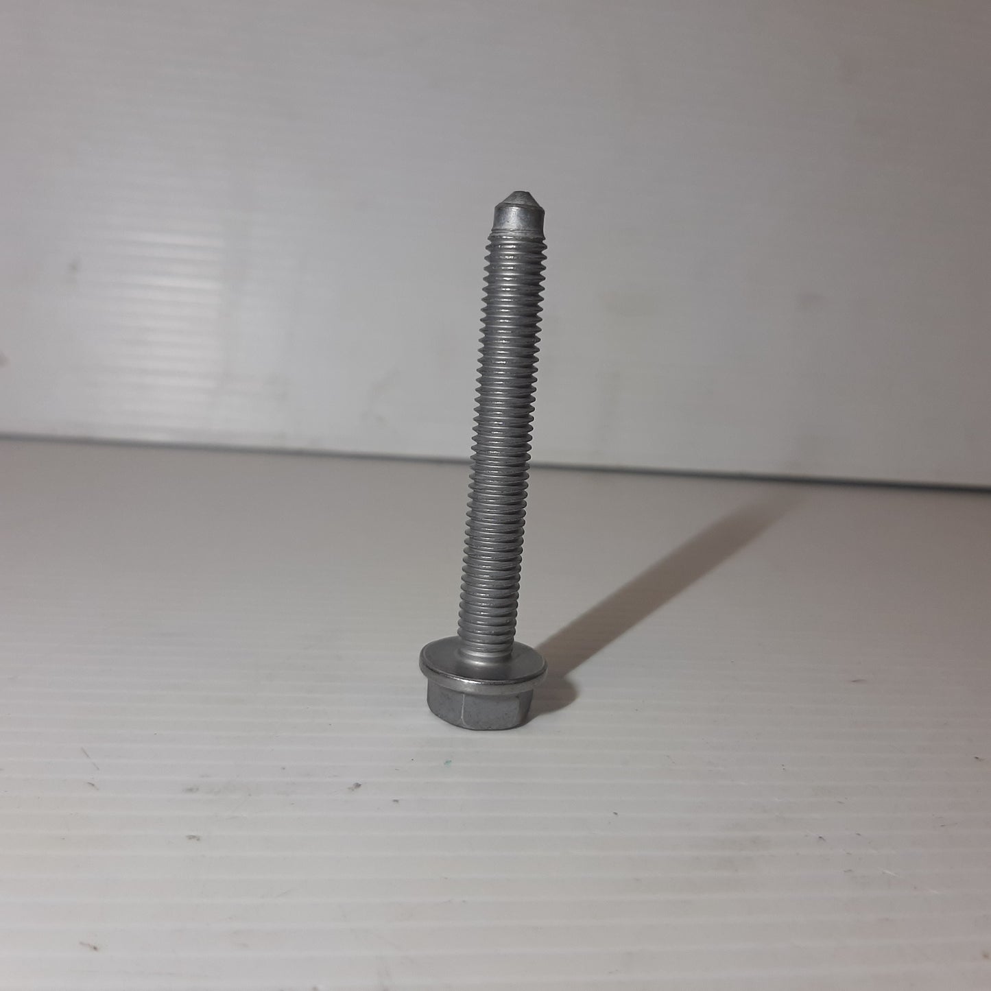 Genuine Ford Screw | 1820062
