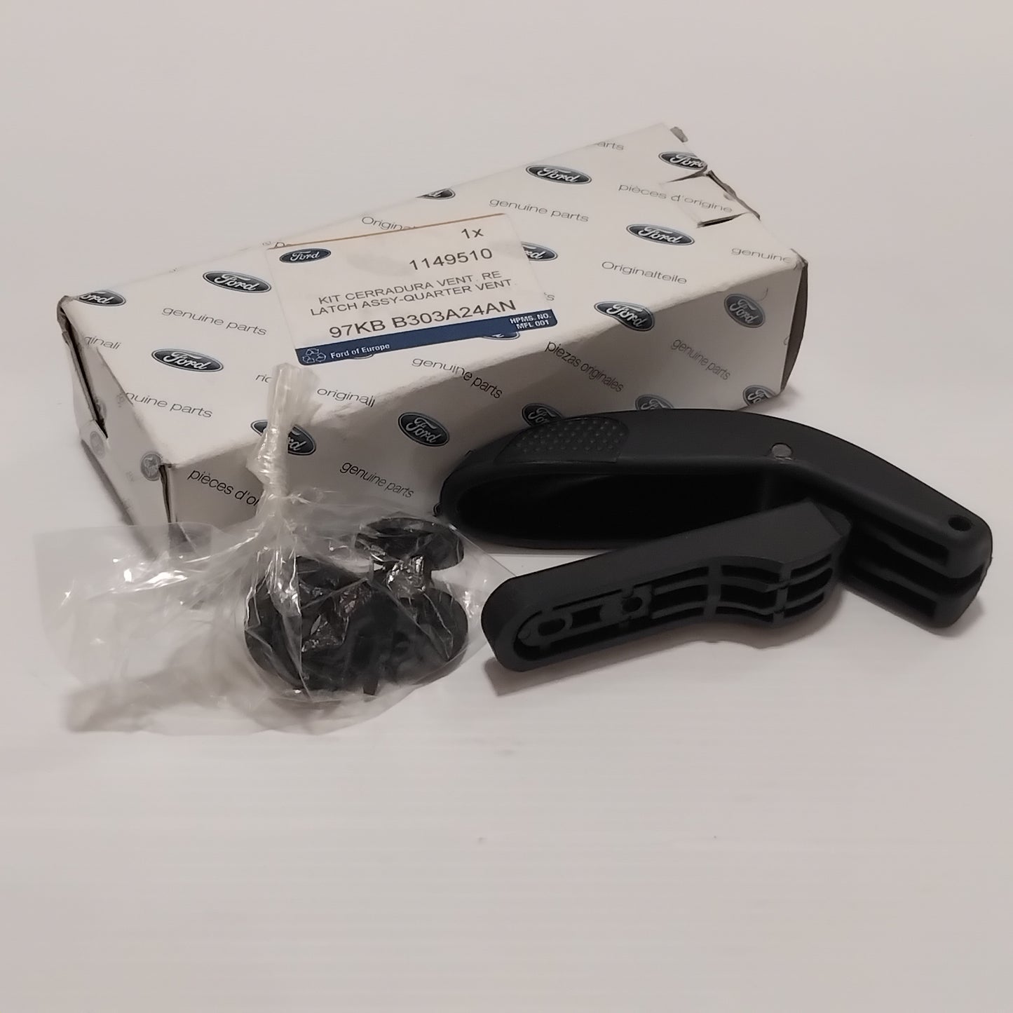 Genuine Ford Fastener Assy - Toggle | 1149510