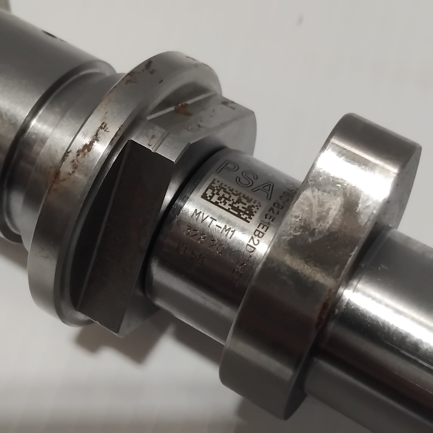 Genuine Peugeot Camshaft | 9801825180