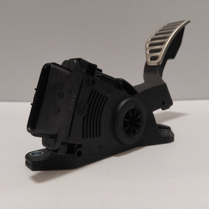 Genuine Suzuki Pedal,Accelerator Azg4 | 49400-68LA1-000