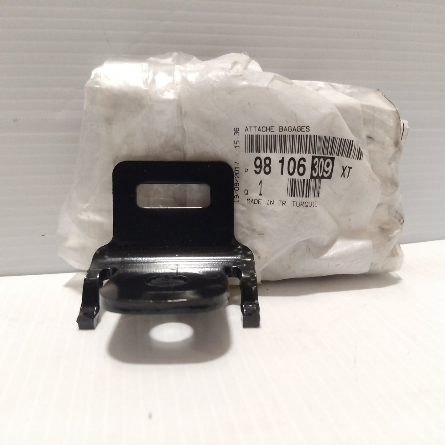 Genuine Peugeot Baggage Tie | 98106309XT