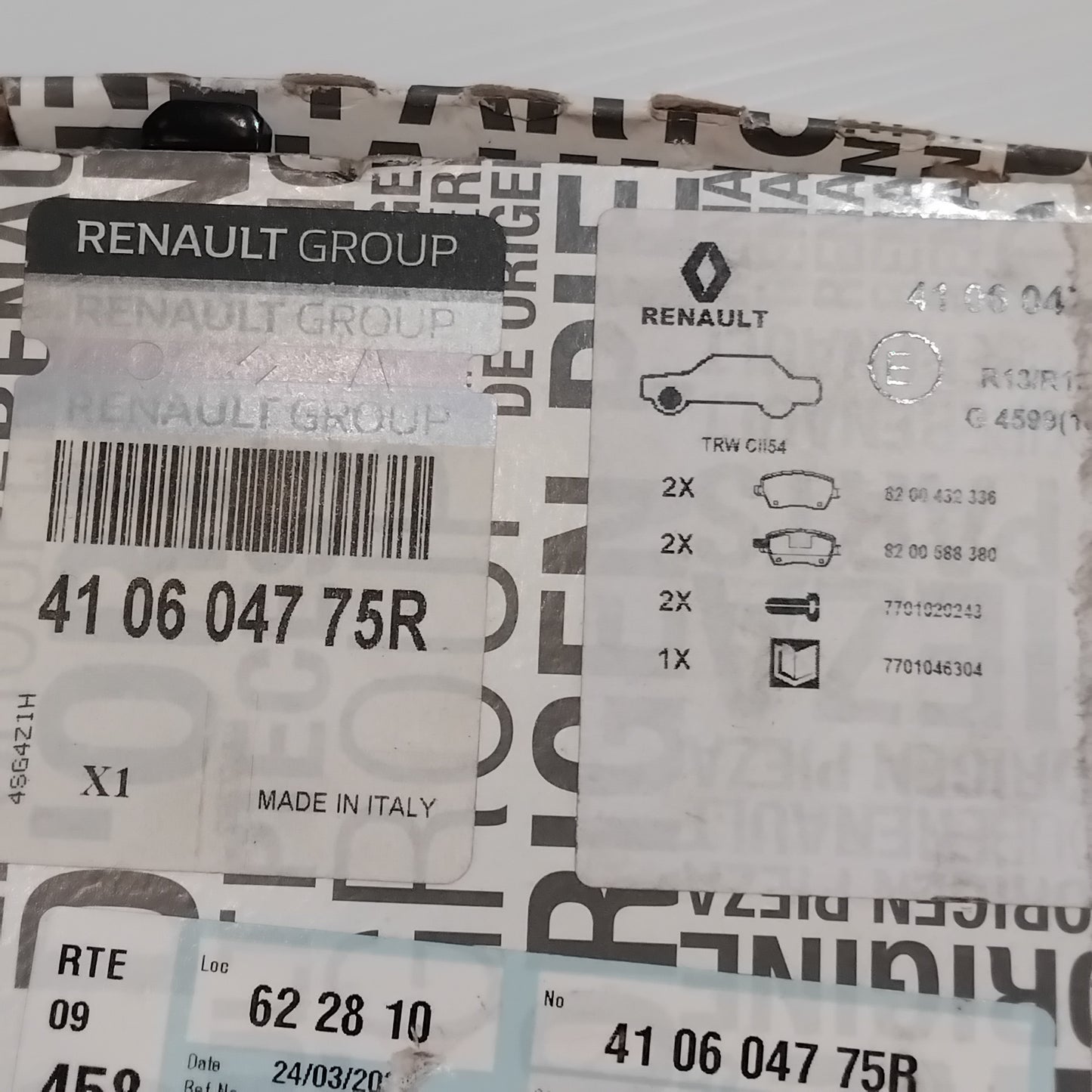 Genuine Renault Brake Pads | 41 06 047 75R