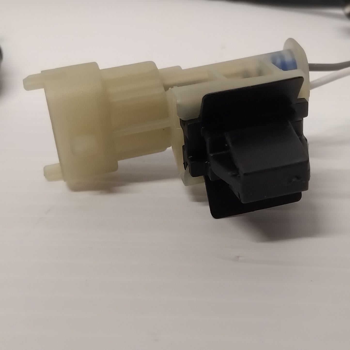 Genuine Exhaust Temperature Sensor - Vauxhall Astra / Corsa / Zafira | 93189198