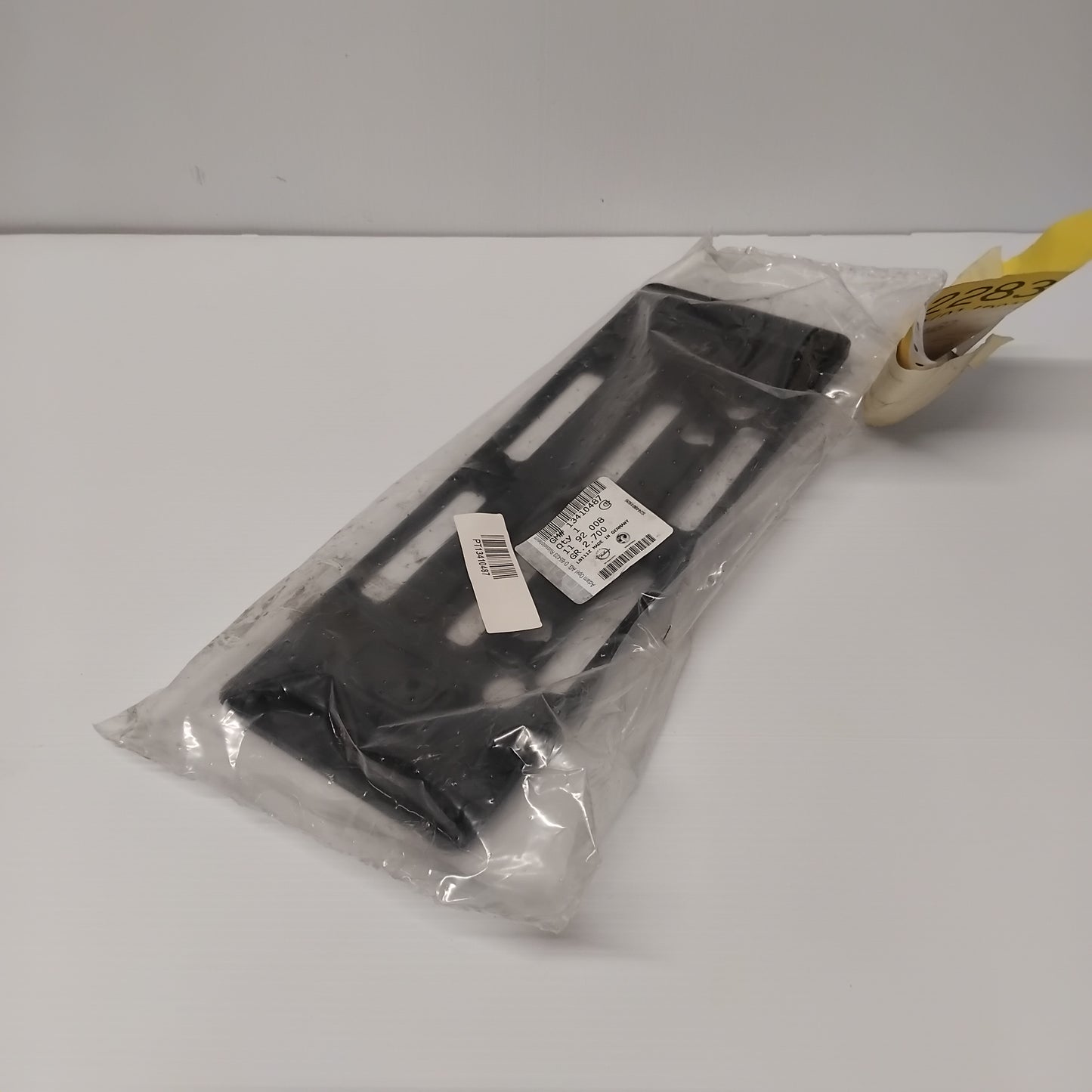 Genuine Rear Number Plate Bracket - Vauxhall Insignia A 2008-2013 | 13410487