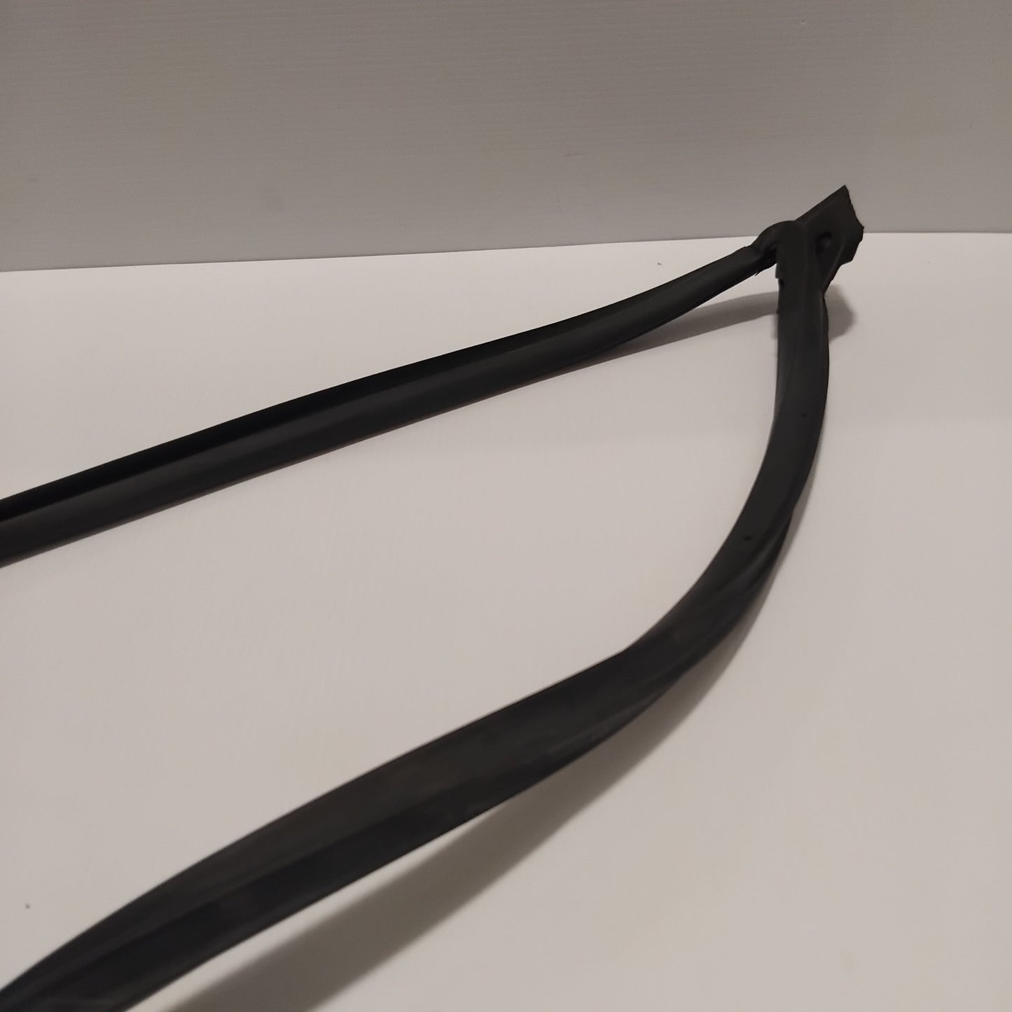 Genuine Honda Weatherstrip, R. Fr. Door | 72310TG0T01