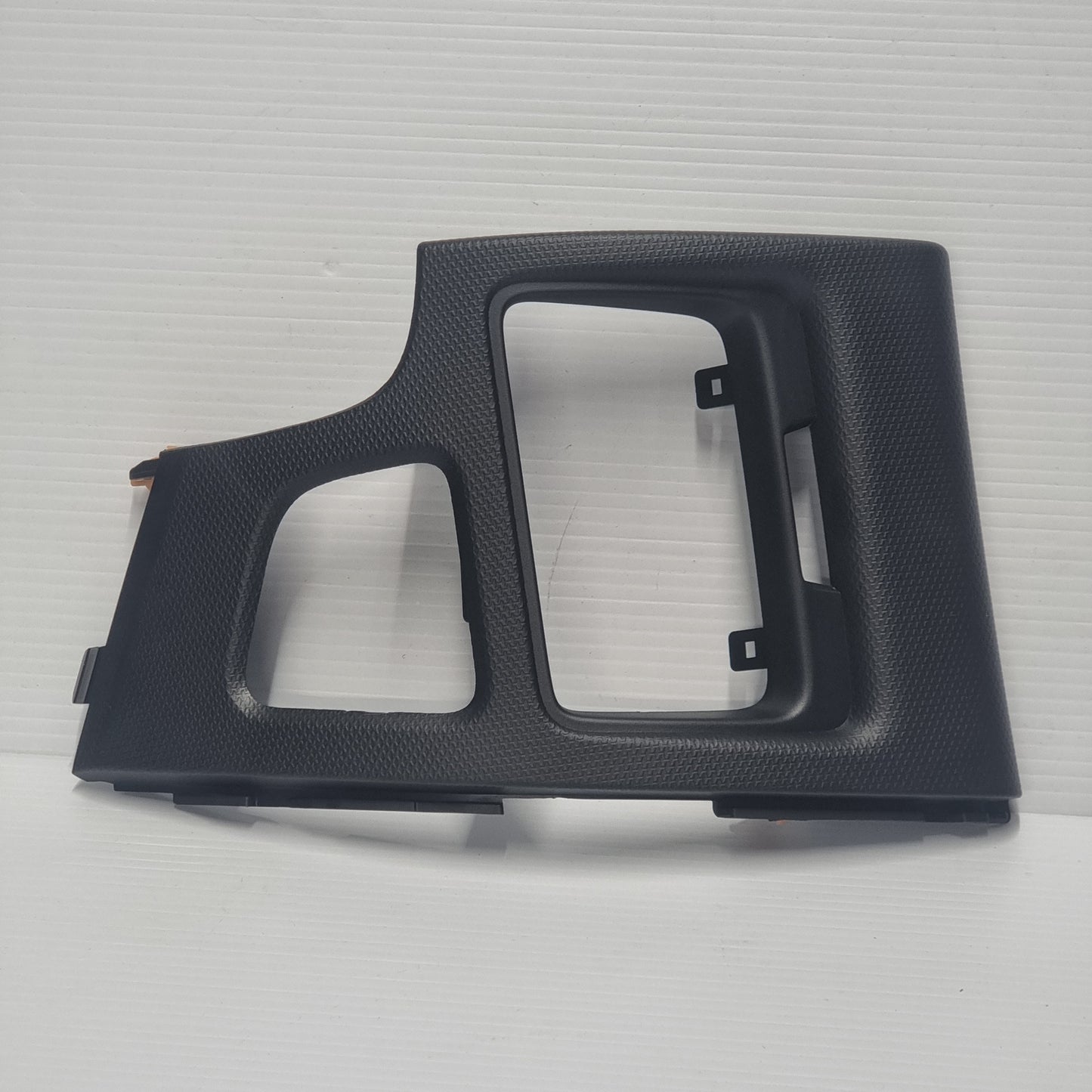 Genuine Suzuki Garnish,I/P Side,R Azg | 73871-68L11-5PK