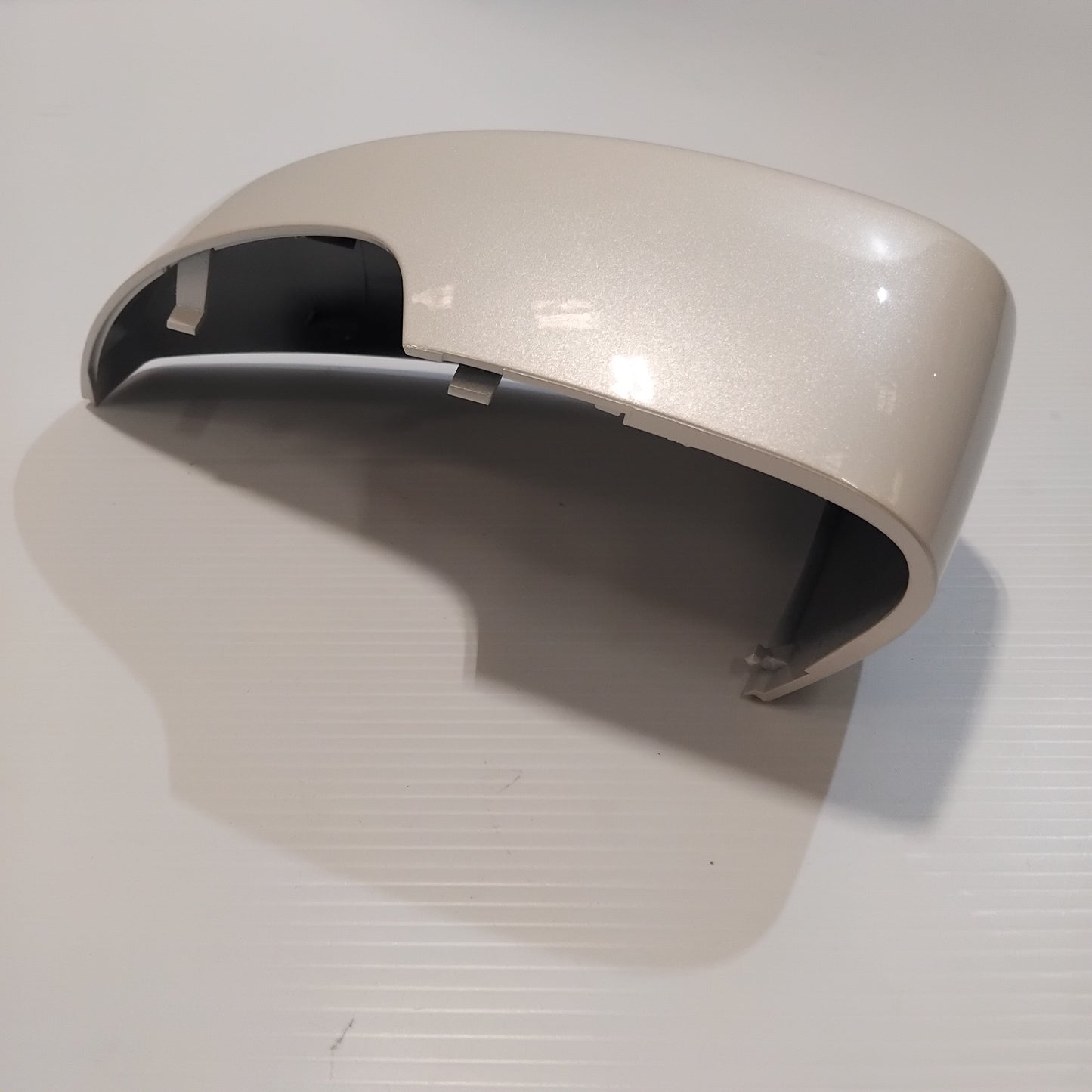 Genuine White Platinum - Right Wing Mirror Cap - Ford Kuga 2013-2020 | 1828391