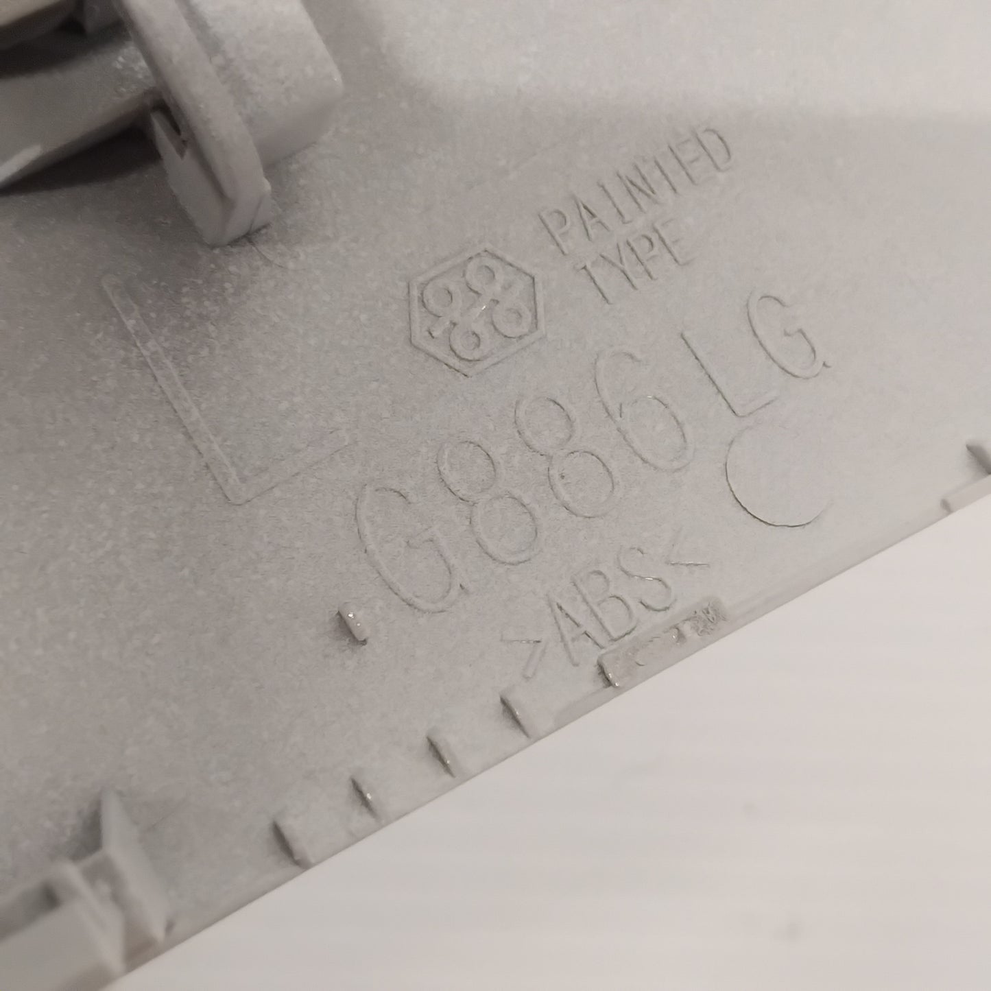 Genuine Wing Mirror Cover White - Suzuki Ignis | 99122-62R00-26U