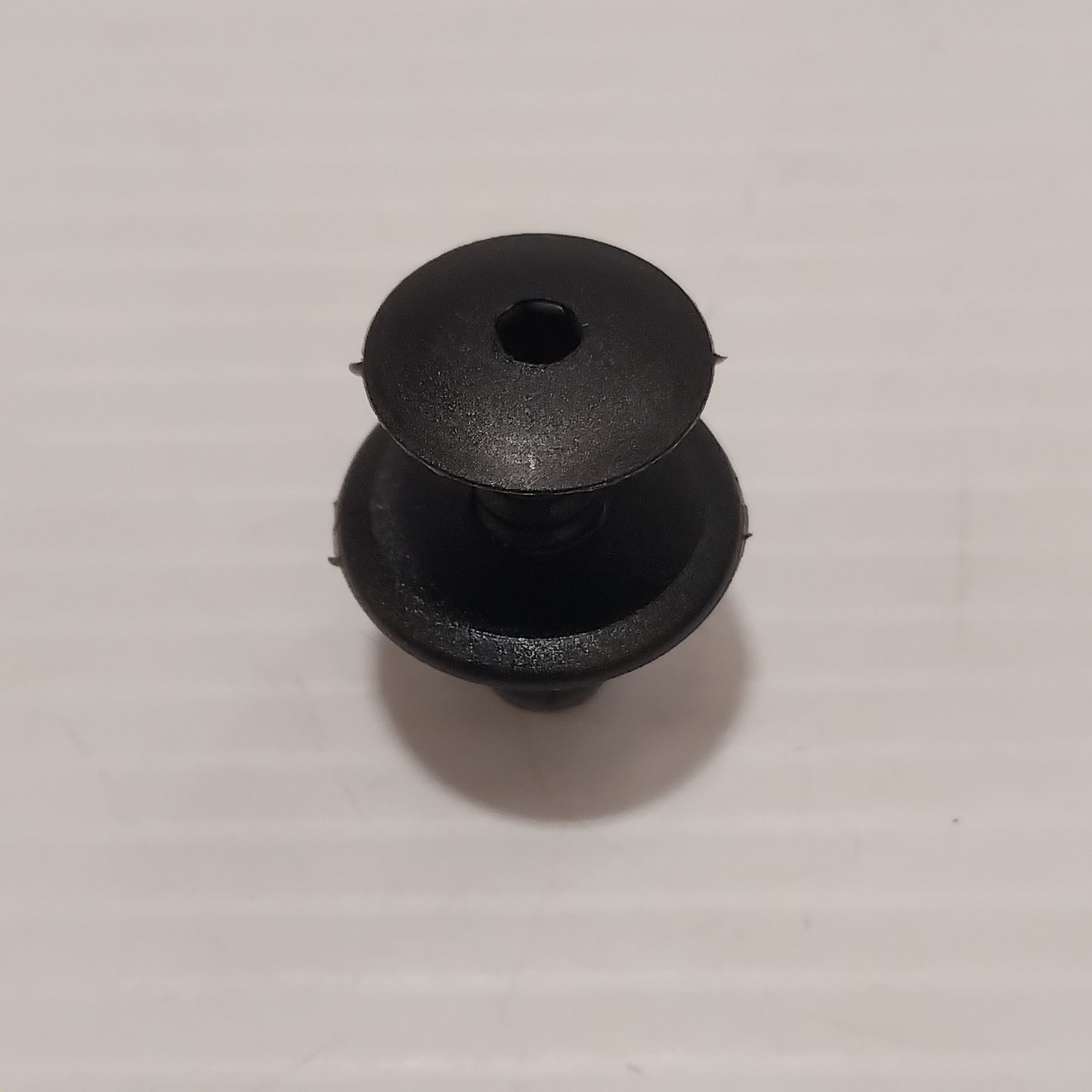 Genuine Ford Clip | 1015190