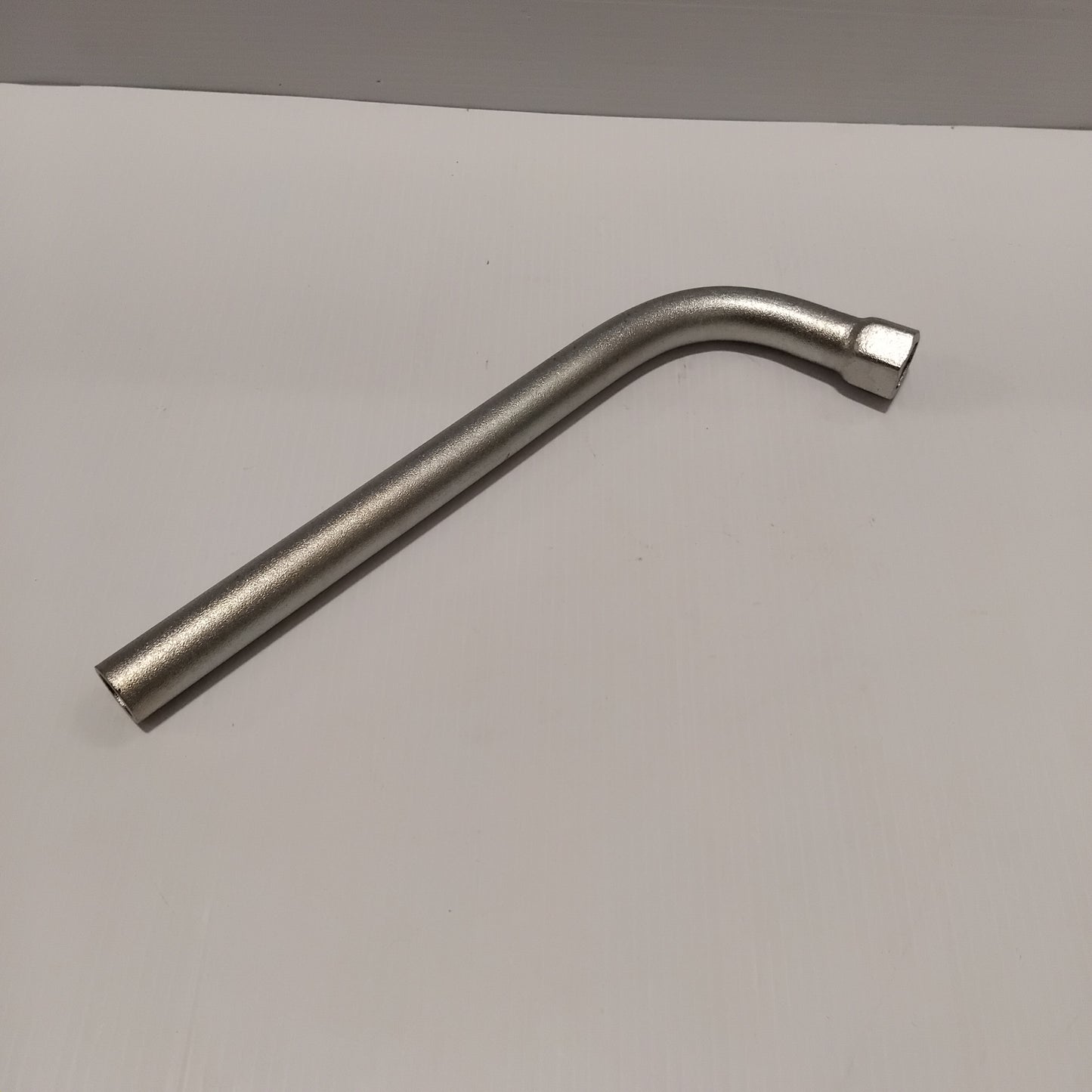 Genuine Fiat Pipe Wrench | 14533431