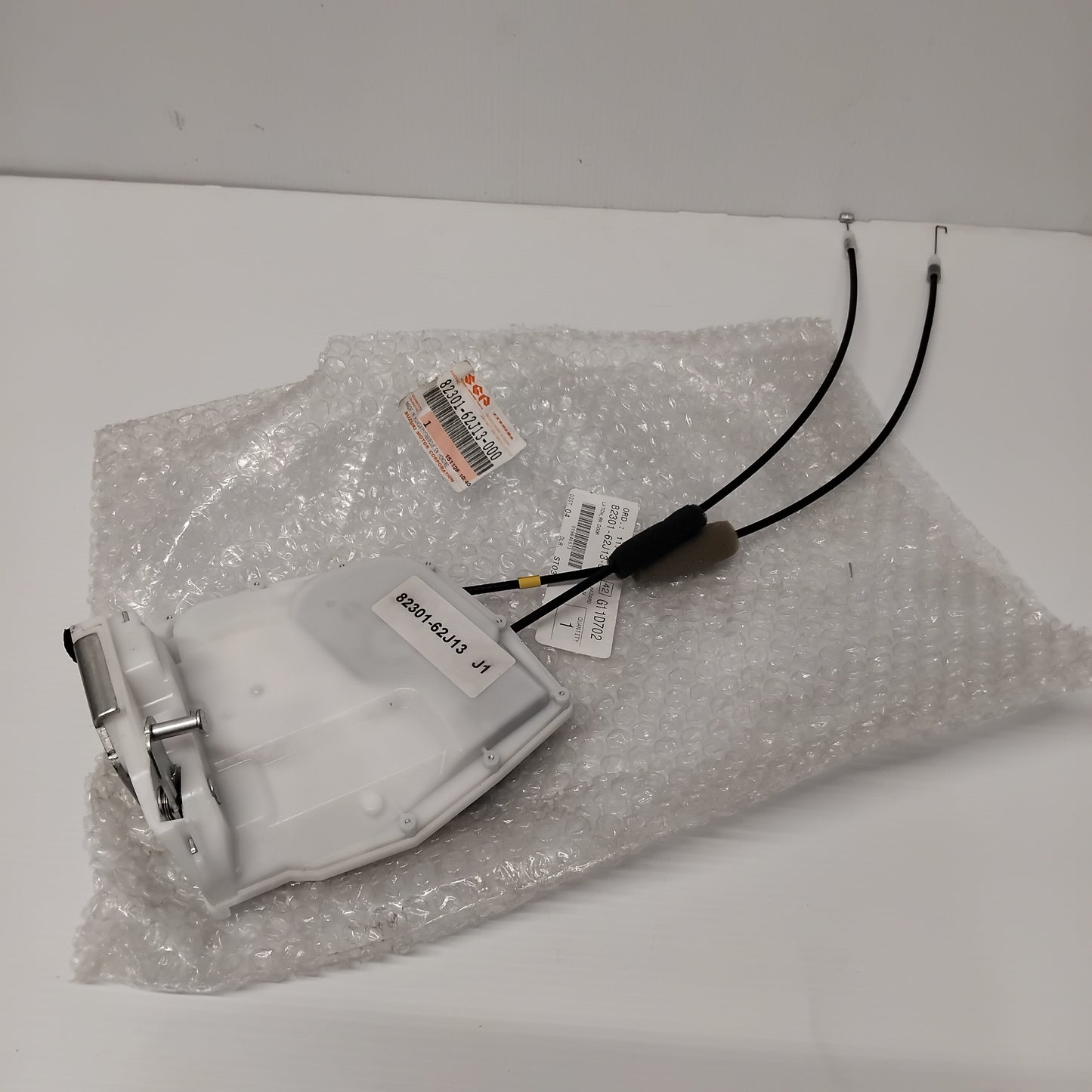 Genuine Suzuki Latch,Rr Door | 82301-62J13-000