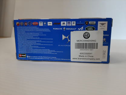 1:43 Scale Alfa Romeo Giulia - Model Car - Red | 6002350541