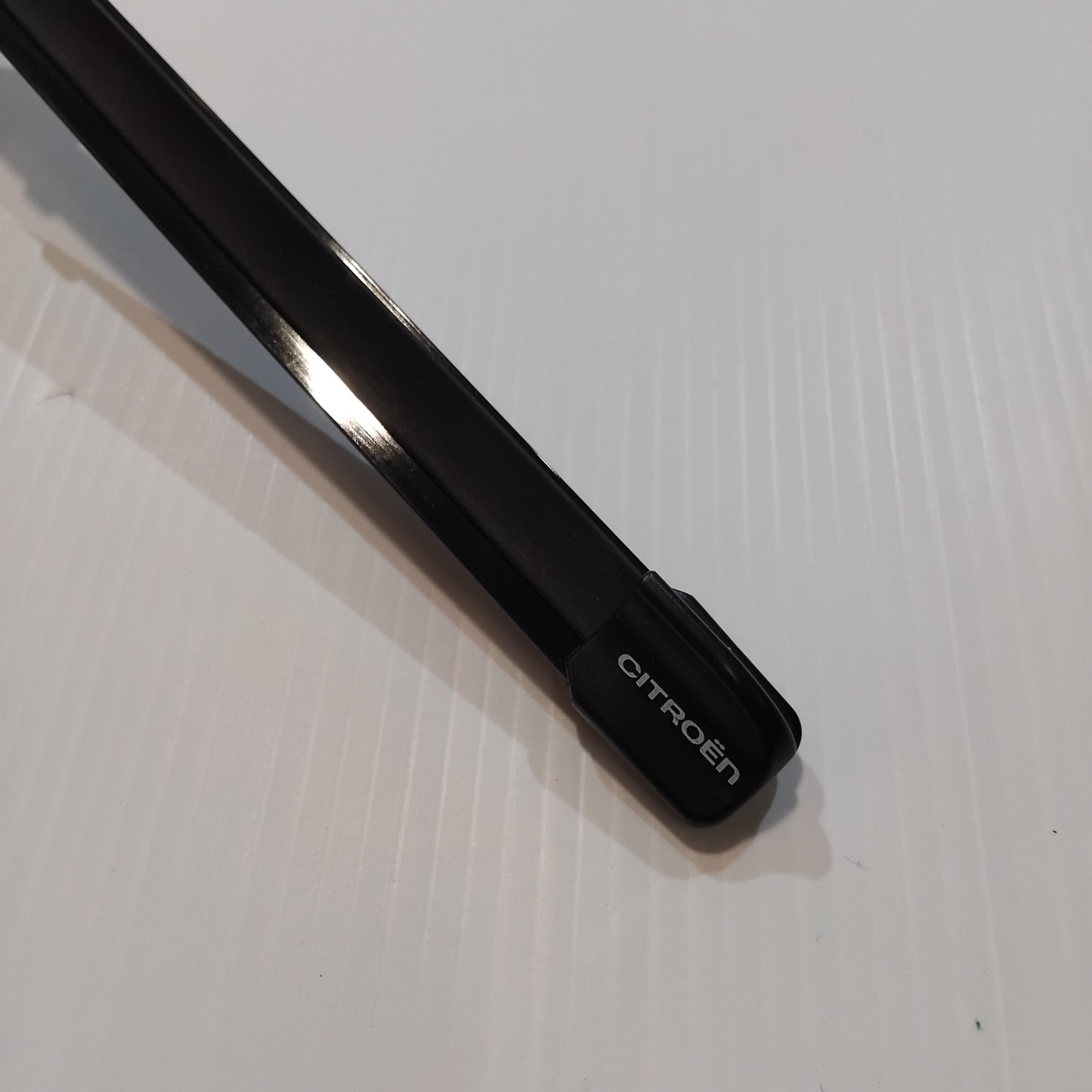 Genuine Offside 800mm Wiper Blade - Citroen C4 Picasso II 2013 | 1609428980