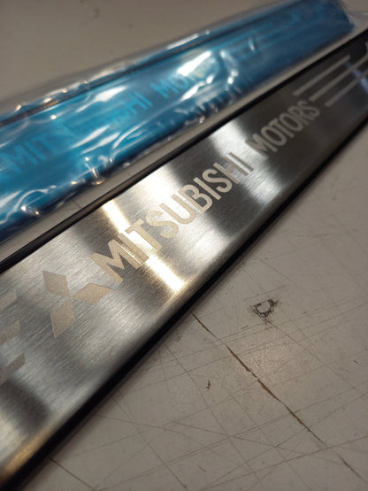 Genuine Mitsubishi Wse Stainless Entry Guards | MZ331173