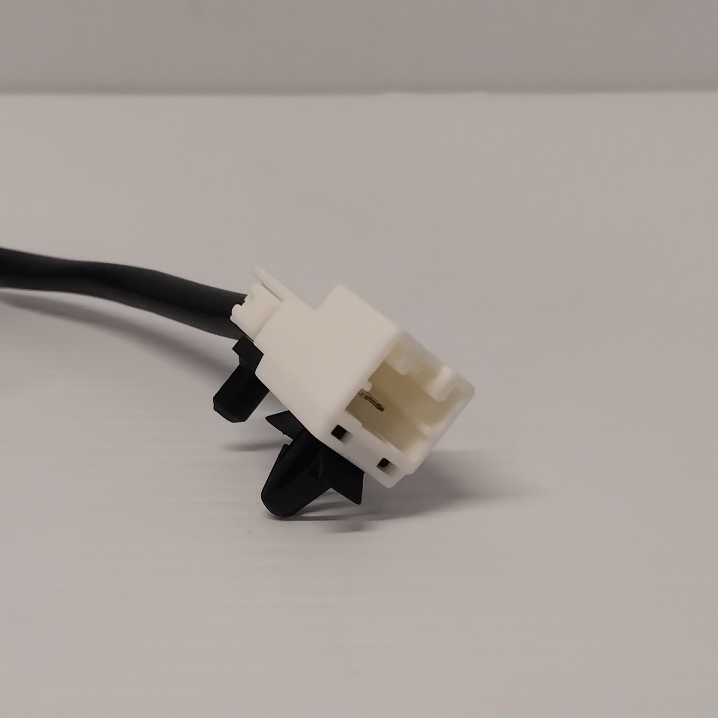 Genuine Front Right Seat Belt Buckle - Nissan Juke 2010-2011 | 868431KA1A