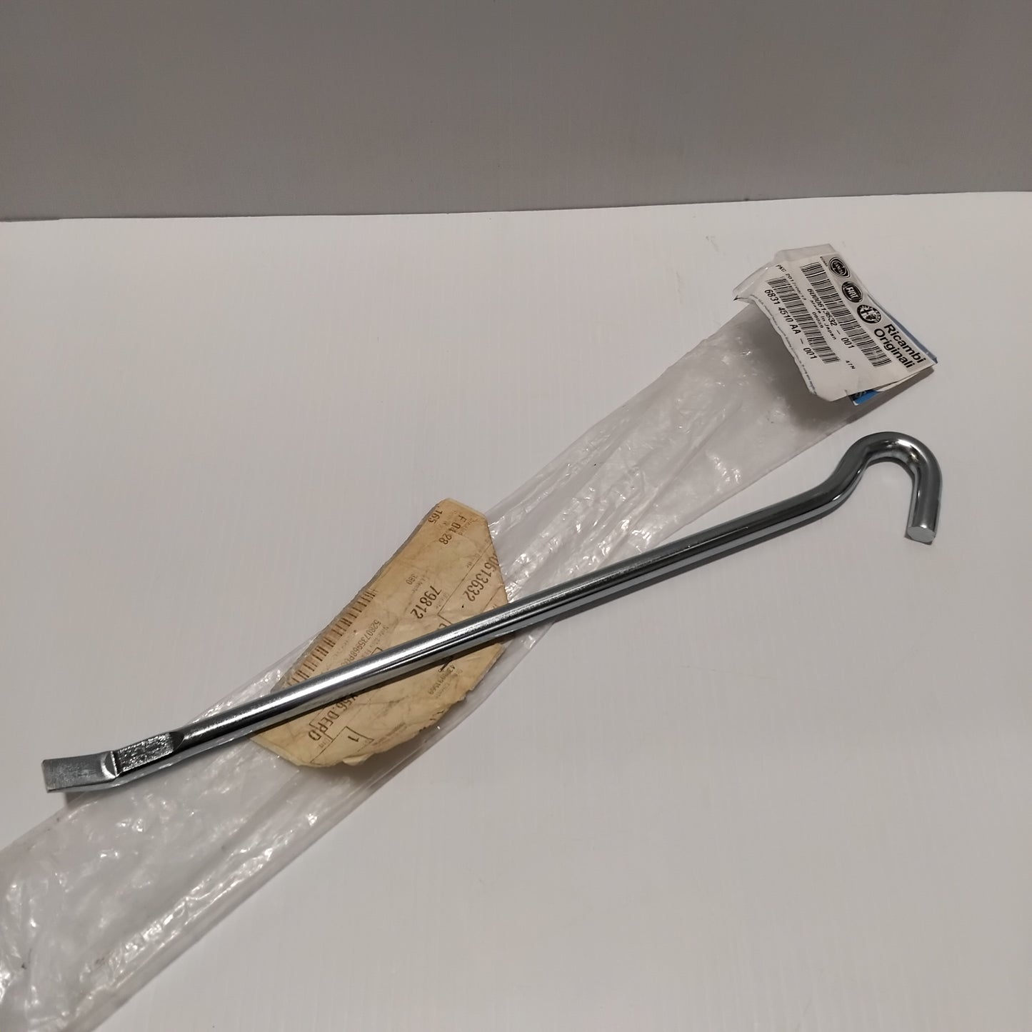 Genuine Fiat Lever | 6000613632