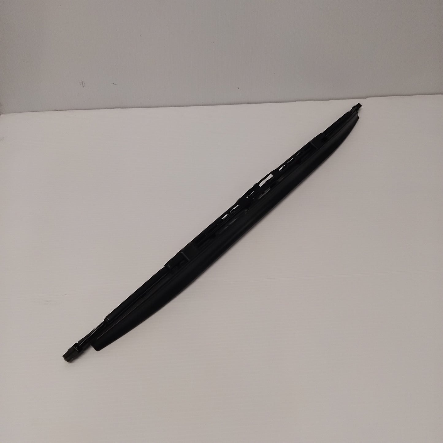 Genuine Driver Side Wiper Blade - Nissan X-Trail 2005-2013 | 28891ES50A