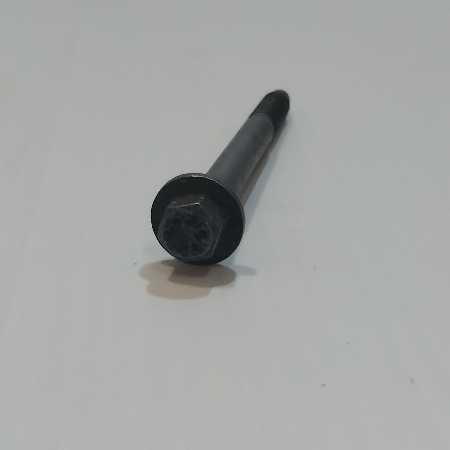 Genuine M6x100mm Thermostat Housing Bolt - Ford Focus 2.0 Diesel | 1861744