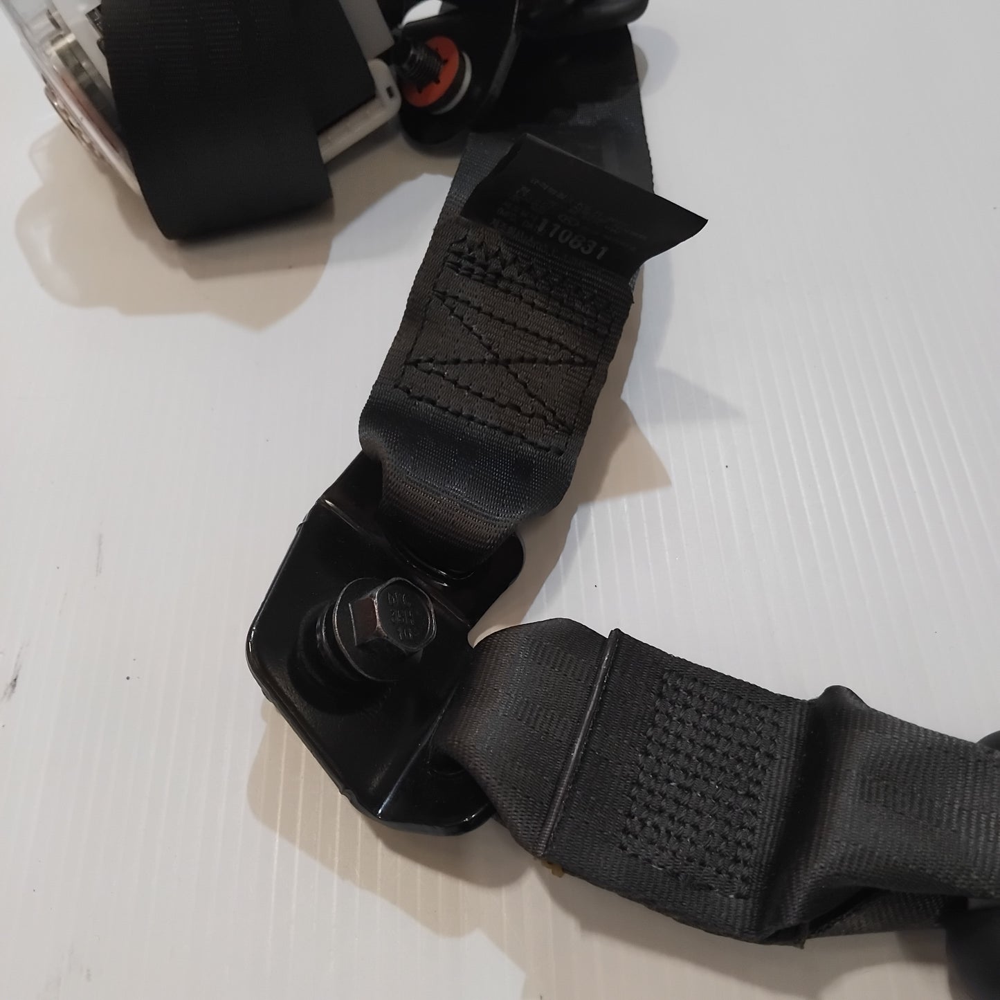 Genuine Rear Middle Seat Belt - Kia Soul 2008-2013 | 898502K000WK