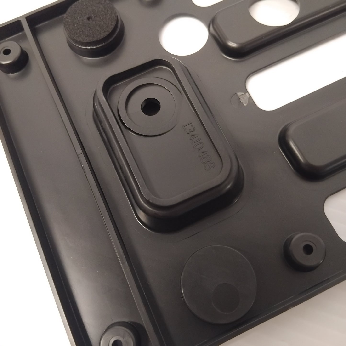 Genuine Rear Number Plate Bracket - Vauxhall Insignia A 2008-2013 | 13410487