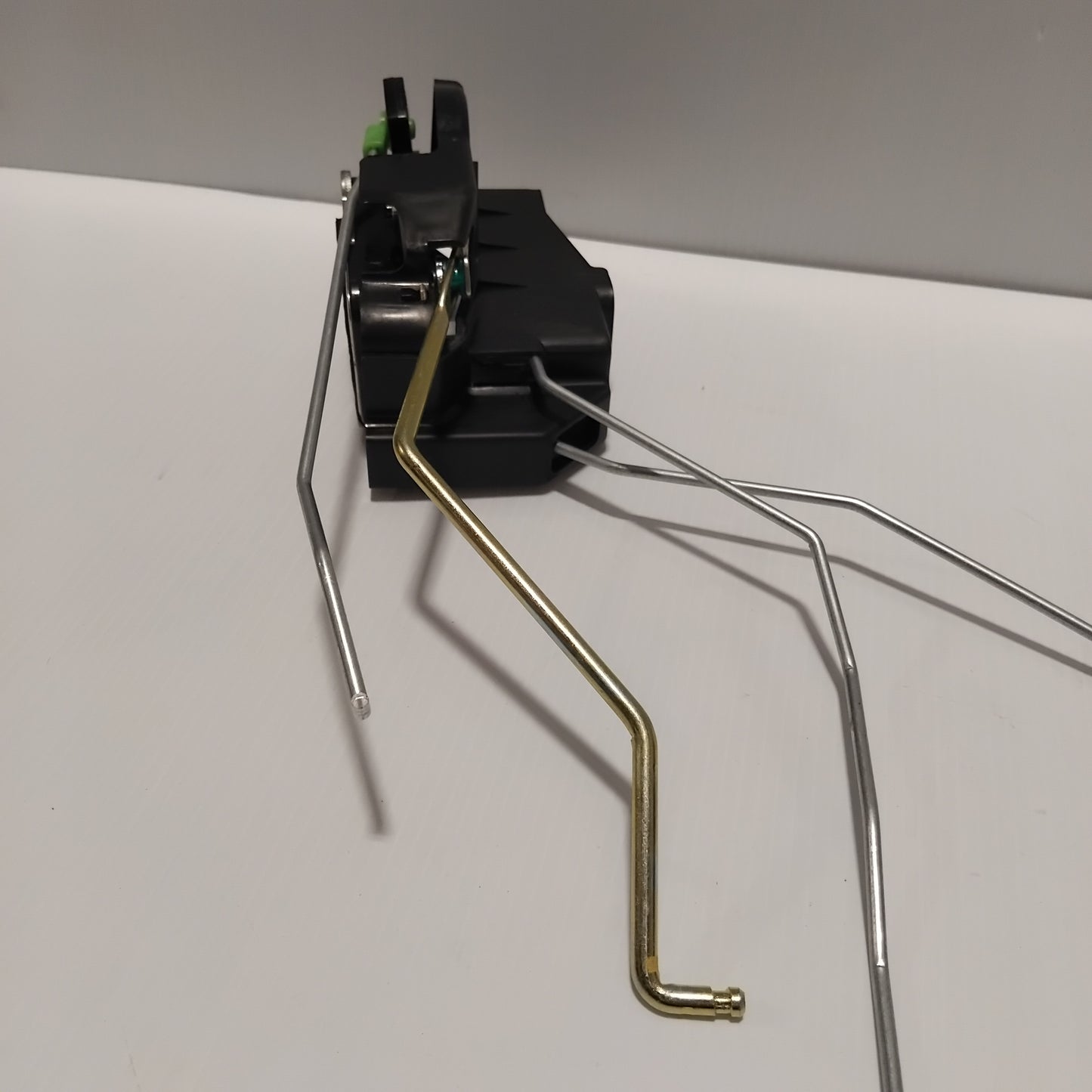 Genuine Kia Latch Assy | 8131007000EQ