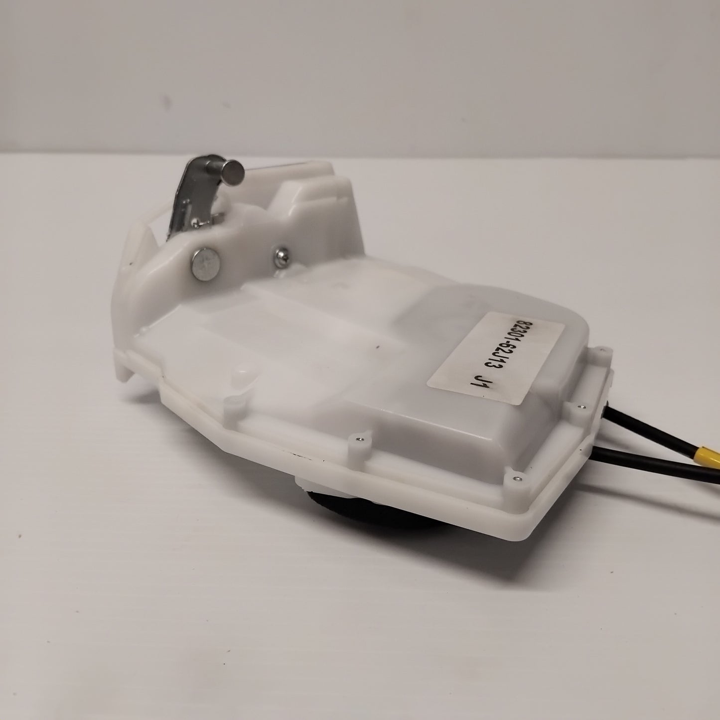 Genuine Suzuki Latch,Rr Door | 82301-62J13-000