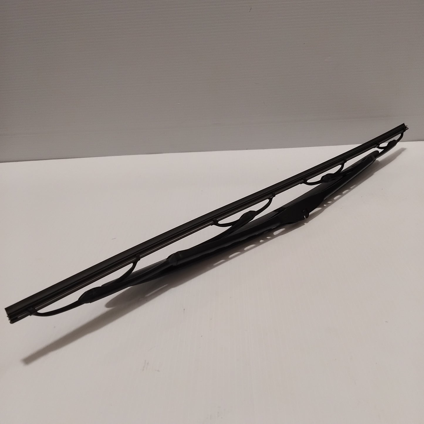Front Wiper Blades Renault Trafic MK2 | 7701049052