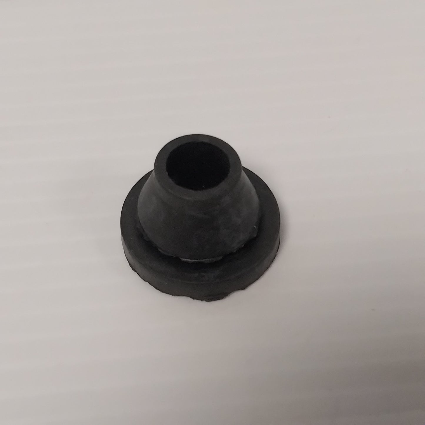 Genuine Renault Bush Bodywork R21 | 77 03 073 222