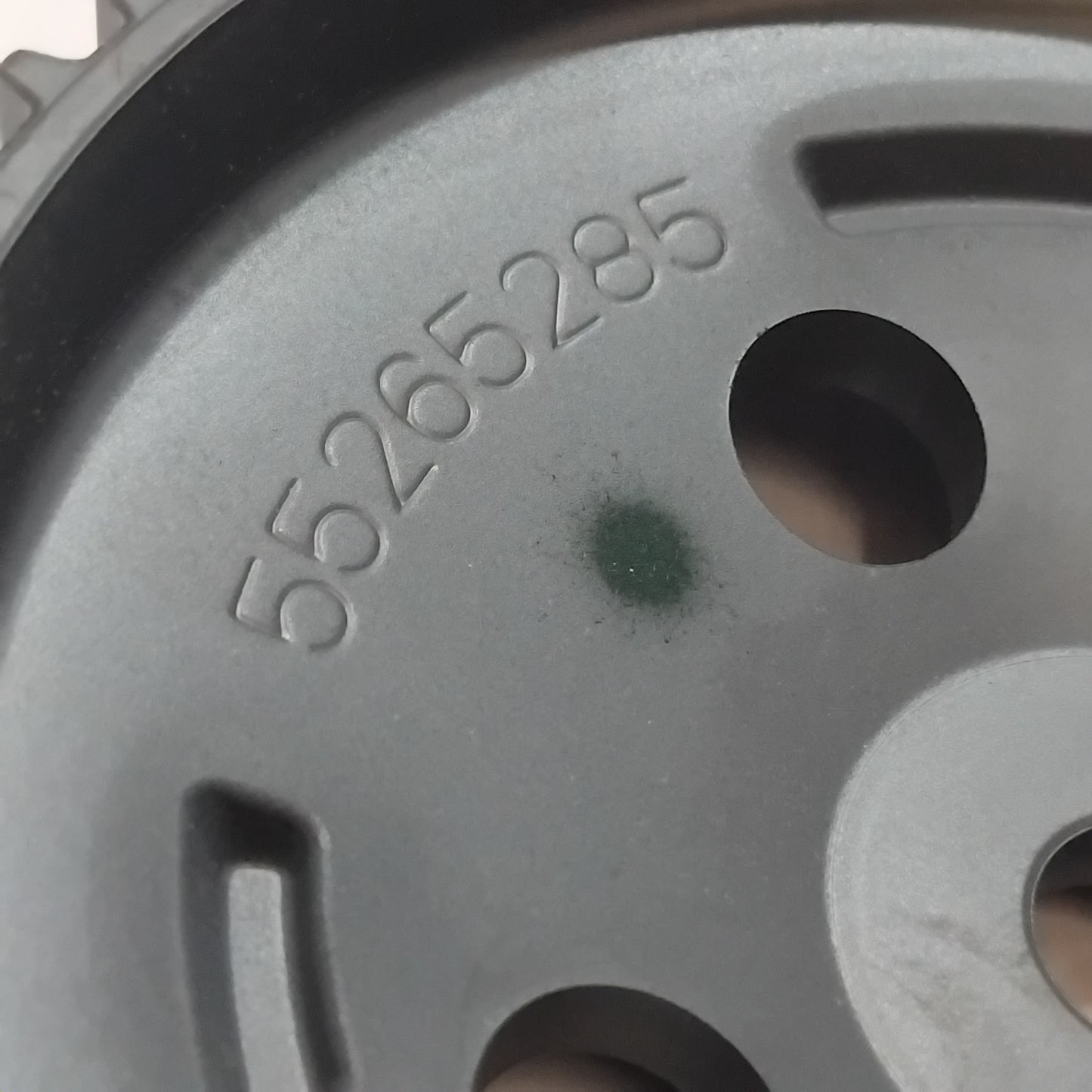 Genuine Suzuki Pulley,Camshaft Timing | 12745-65MA0-000