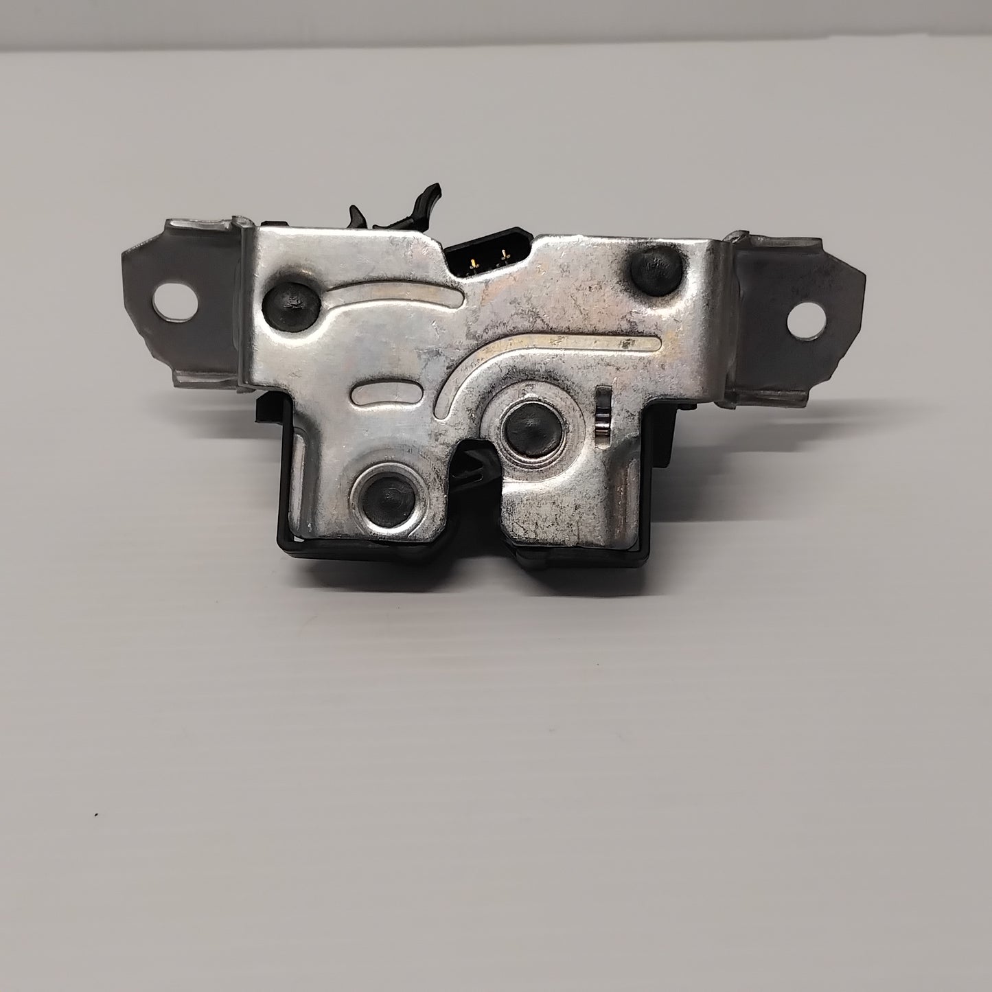 Genuine Tailgate Lock - Peugeot 108 | B000847580
