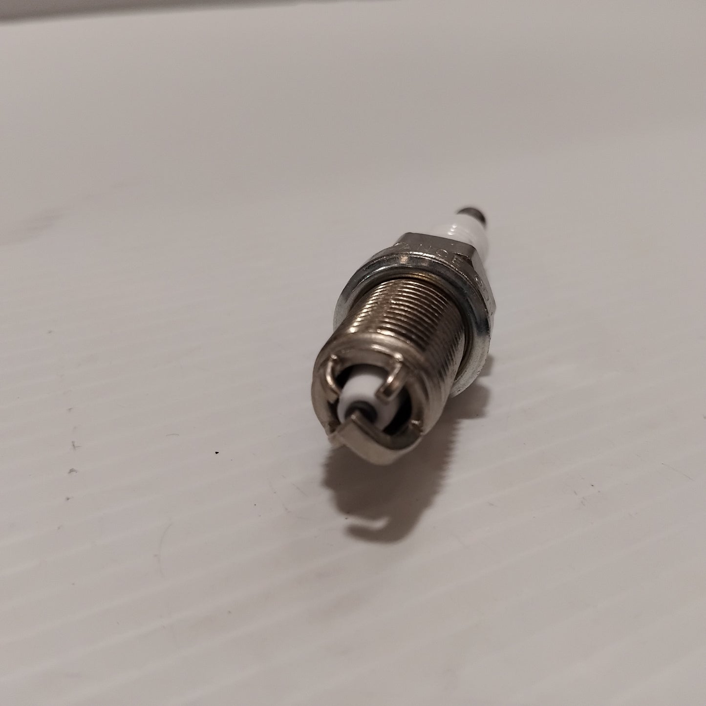 Genuine Renault Spark Plug Motlug | 86 71 016 879