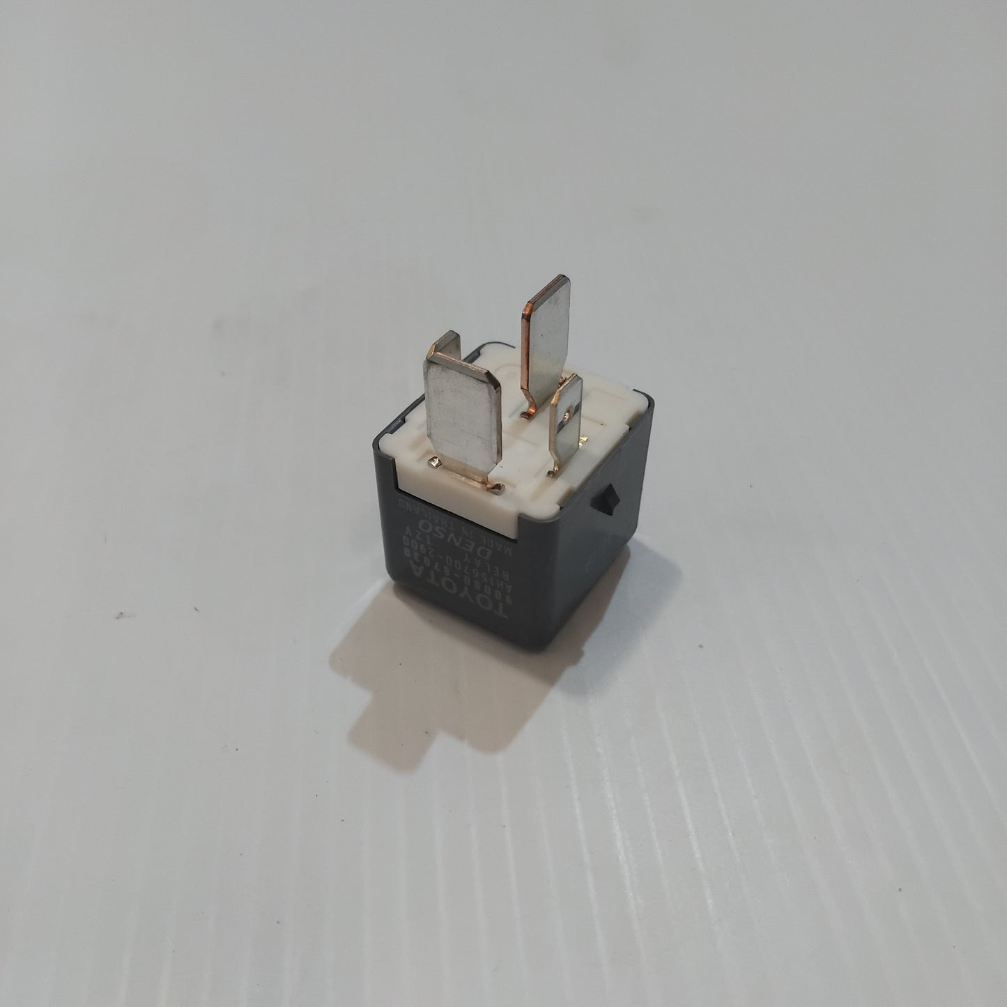 Genuine Peugeot Relay | 682203