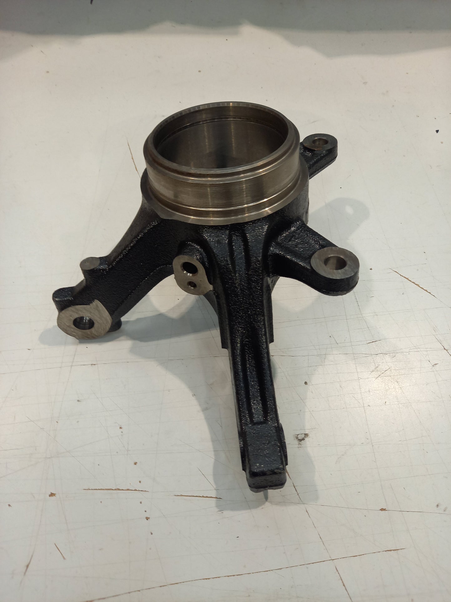 Genuine Suzuki Knuckle Steering L | 45151-79J51-000