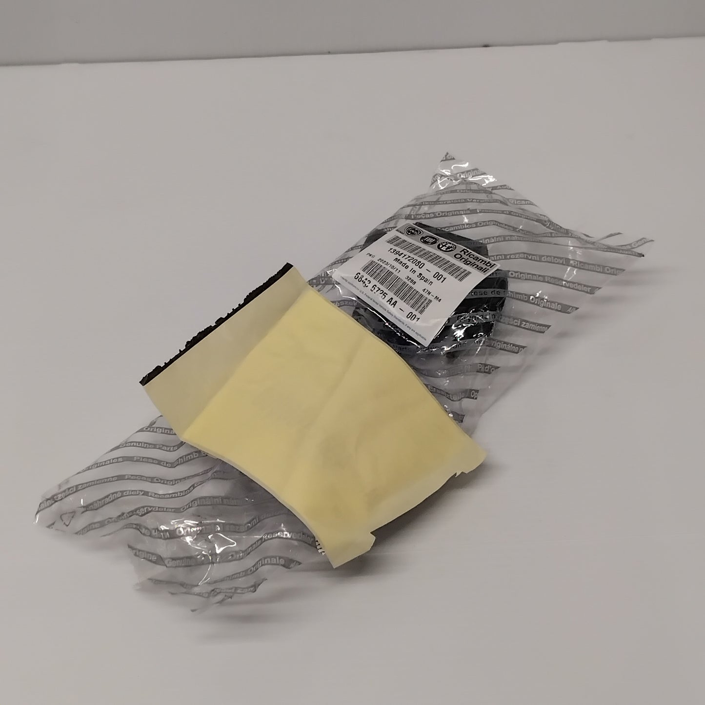 Genuine Fiat Door Check | 1394172080